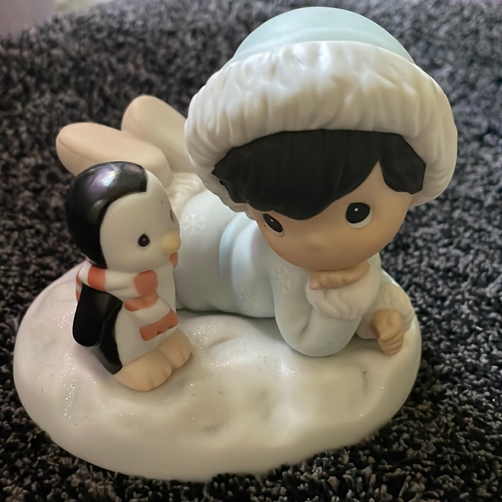 Precious Moments “Alaska once more, how’s yer Christmas?” Figurine